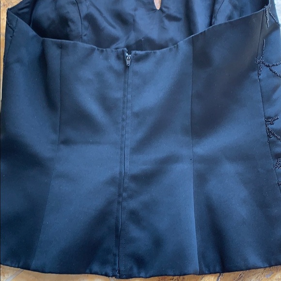 Cache organic microbeaded black halter/zipper back - Picture 7 of 8